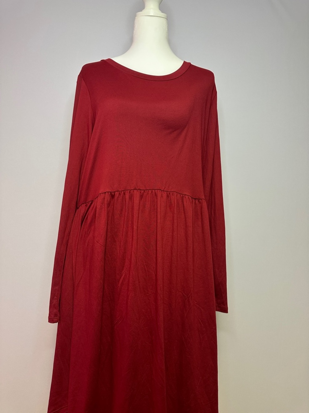 Elegant Burgundy Long Sleeve Dress